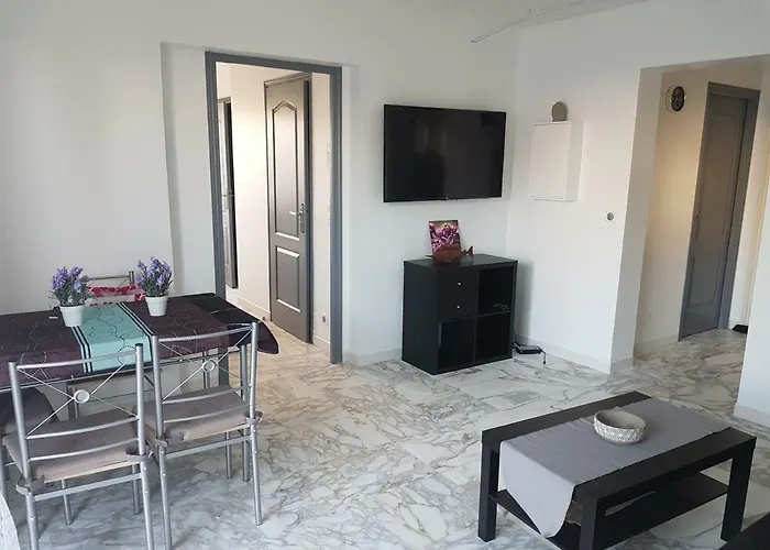 T2 De 40 M2 En Rez De Jardin Avec Parking Carnon Plage